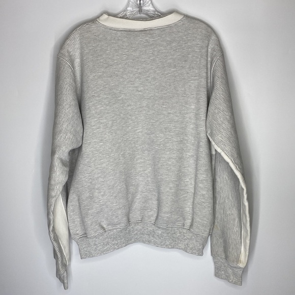 Vintage Hilton Active Apparel Big Apple Logo Grey Striped Crew Sweatshirt XL - Picture 4 of 15